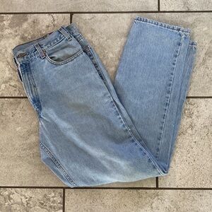 Levi’s 550 Light Wash Jeans 36x34